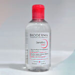 Única agua micelar dermatológica que presenta una analogía biológica perfecta con la piel.