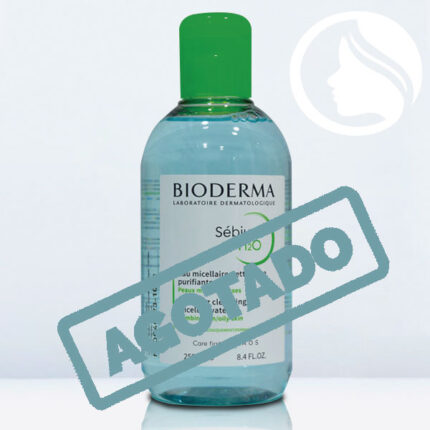 Agua micelar dermatológica para piel mixta grasa y acneica que limpia, desmaquilla y purifica la piel